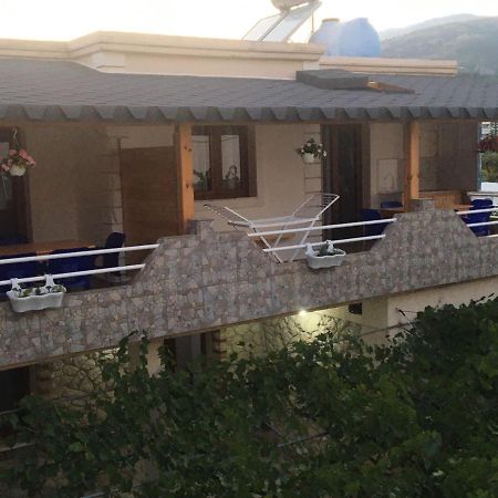 Villa Zoto Himarë Exterior foto