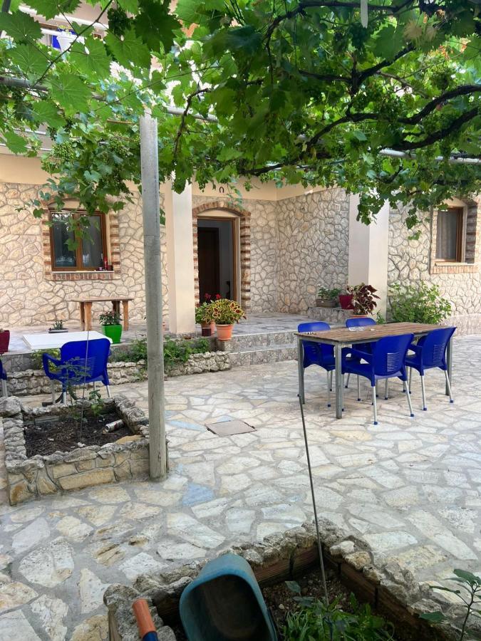 Villa Zoto Himarë Exterior foto