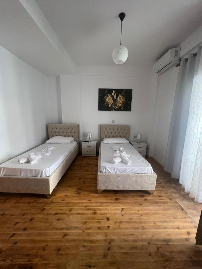 Villa Zoto Himarë Exterior foto
